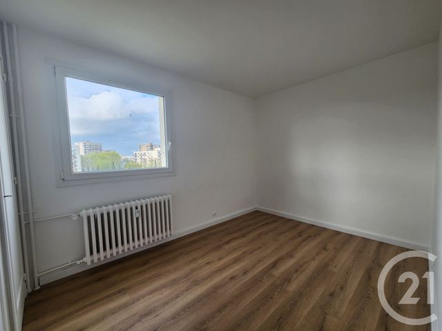 Appartement F4 &agrave; vendre - 4 pi&egrave;ces - 70 m2 - Compiegne - 60 - PICARDIE