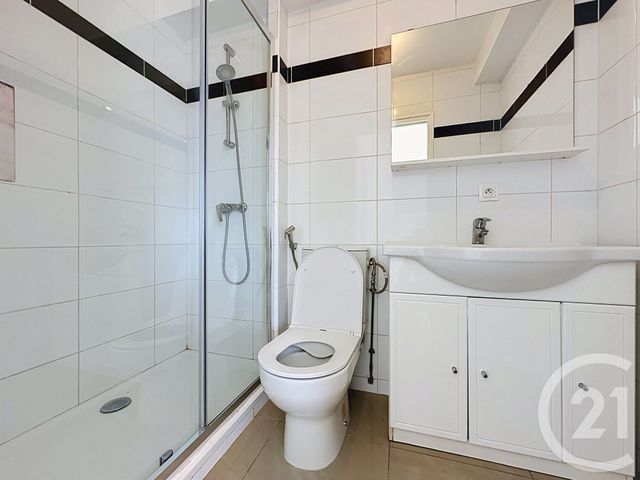 Appartement F2 &agrave; louer - 2 pi&egrave;ces - 35,16 m2 - Ste Genevieve Des Bois - 91 - ILE-DE-FRANCE