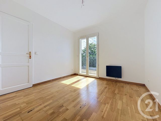 Appartement F2 &agrave; louer - 2 pi&egrave;ces - 35,16 m2 - Ste Genevieve Des Bois - 91 - ILE-DE-FRANCE