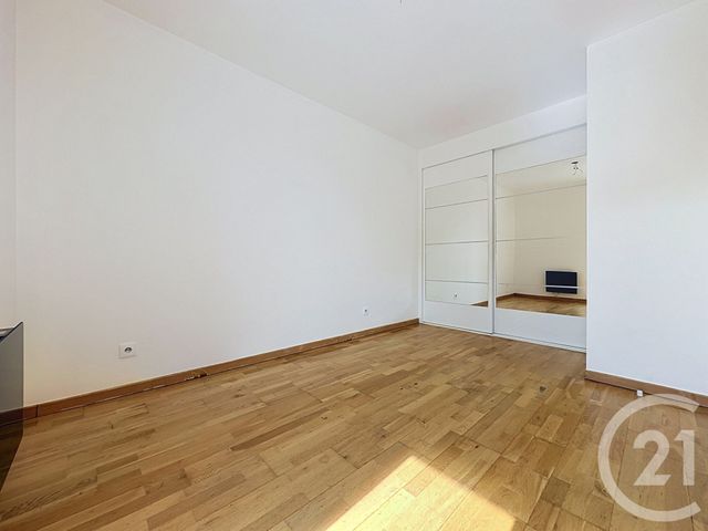 Appartement F2 &agrave; louer - 2 pi&egrave;ces - 35,16 m2 - Ste Genevieve Des Bois - 91 - ILE-DE-FRANCE