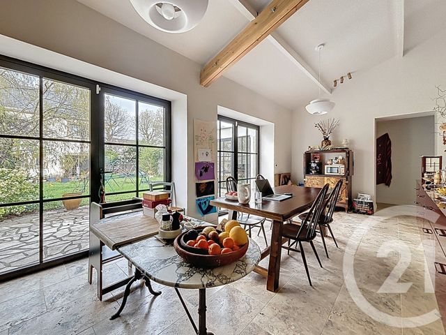 Maison &agrave; louer - 5 pi&egrave;ces - 122,78 m2 - Ste Genevieve Des Bois - 91 - ILE-DE-FRANCE