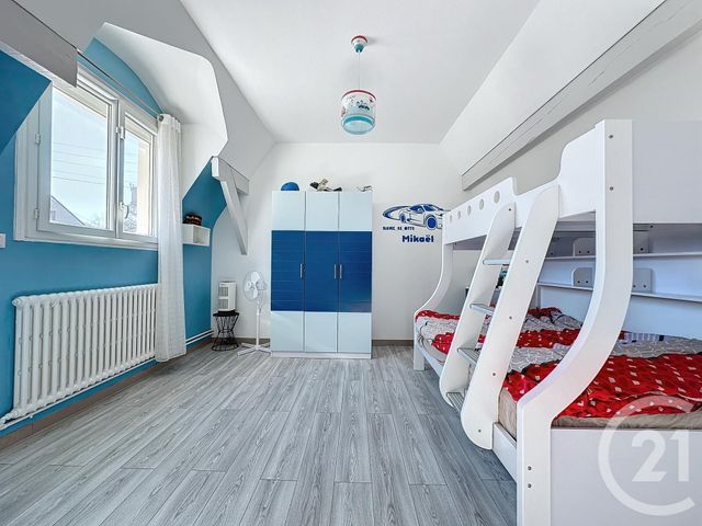 Maison &agrave; louer - 7 pi&egrave;ces - 183,97 m2 - Ste Genevieve Des Bois - 91 - ILE-DE-FRANCE