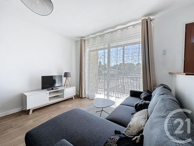 Appartement F2 &agrave; louer - 2 pi&egrave;ces - 35,81 m2 - Ste Genevieve Des Bois - 91 - ILE-DE-FRANCE