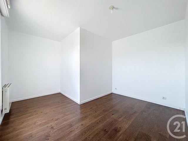 Appartement F2 &agrave; louer - 2 pi&egrave;ces - 36,39 m2 - Ste Genevieve Des Bois - 91 - ILE-DE-FRANCE