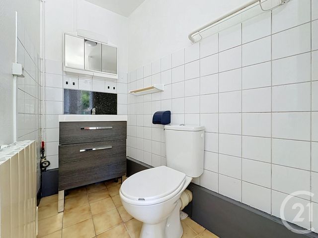 Appartement Studio &agrave; louer - 1 pi&egrave;ce - 23,38 m2 - St Germain Les Arpajon - 91 - ILE-DE-FRANCE