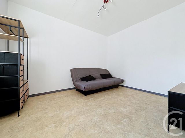 Appartement Studio &agrave; louer - 1 pi&egrave;ce - 23,38 m2 - St Germain Les Arpajon - 91 - ILE-DE-FRANCE