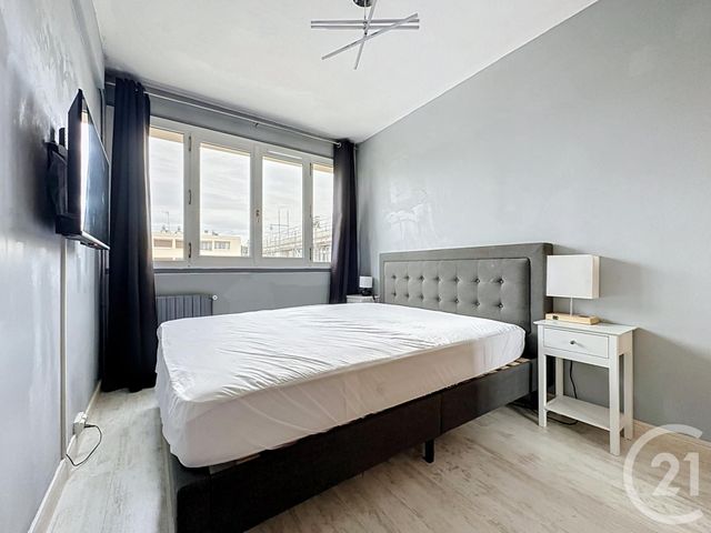 Appartement F2 &agrave; louer - 2 pi&egrave;ces - 45,03 m2 - Ste Genevieve Des Bois - 91 - ILE-DE-FRANCE