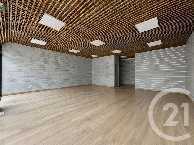 Local commercial à louer - 70.0 m2 - 91 - Essonne