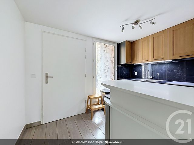 Appartement F3 &agrave; louer - 3 pi&egrave;ces - 65,99 m2 - Ste Genevieve Des Bois - 91 - ILE-DE-FRANCE