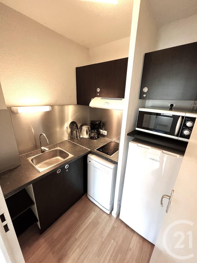 Appartement F2 à vendre - 2 pièces - 27,22 m2 - La Londe Les Maures - 83 - PROVENCE-ALPES-COTE-D-AZUR