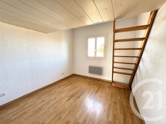 Appartement F5 à vendre - 5 pièces - 80,64 m2 - La Londe Les Maures - 83 - PROVENCE-ALPES-COTE-D-AZUR