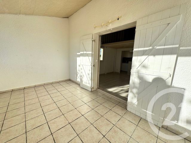 Appartement F5 à vendre - 5 pièces - 80,64 m2 - La Londe Les Maures - 83 - PROVENCE-ALPES-COTE-D-AZUR