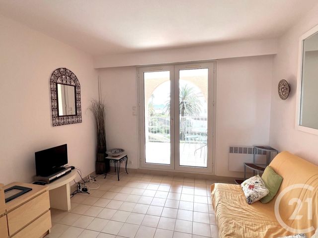 Appartement F2 bis à vendre - 2 pièces - 28,30 m2 - La Londe Les Maures - 83 - PROVENCE-ALPES-COTE-D-AZUR