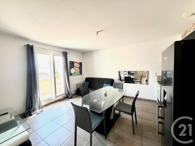 Appartement F2 à vendre - 2 pièces - 36,09 m2 - La Crau - 83 - PROVENCE-ALPES-COTE-D-AZUR