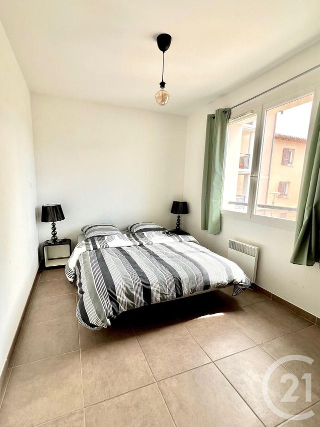 Appartement F2 à vendre - 2 pièces - 36,09 m2 - La Crau - 83 - PROVENCE-ALPES-COTE-D-AZUR