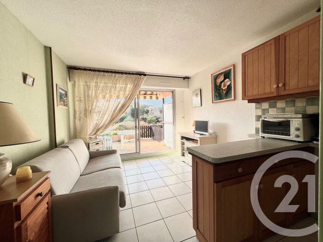 Appartement F1 &agrave; vendre - 1 pi&egrave;ce - 20,15 m2 - Bormes Les Mimosas - 83 - PROVENCE-ALPES-COTE-D-AZUR