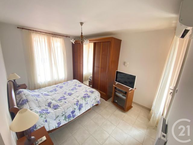 Maison à vendre - 5 pièces - 118 m2 - La Londe Les Maures - 83 - PROVENCE-ALPES-COTE-D-AZUR