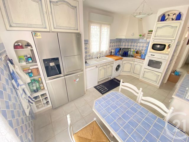 Maison à vendre - 5 pièces - 118 m2 - La Londe Les Maures - 83 - PROVENCE-ALPES-COTE-D-AZUR