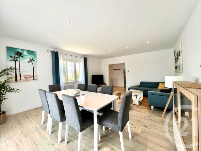 Maison &agrave; vendre - 7 pi&egrave;ces - 184 m2 - La Londe Les Maures - 83 - PROVENCE-ALPES-COTE-D-AZUR