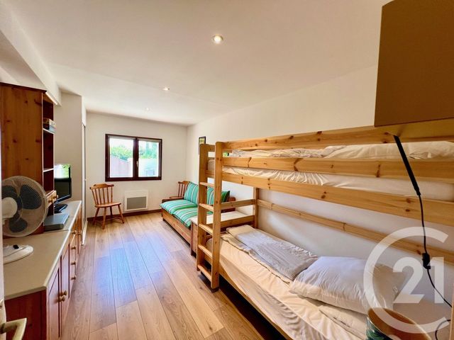 Maison &agrave; vendre - 7 pi&egrave;ces - 184 m2 - La Londe Les Maures - 83 - PROVENCE-ALPES-COTE-D-AZUR