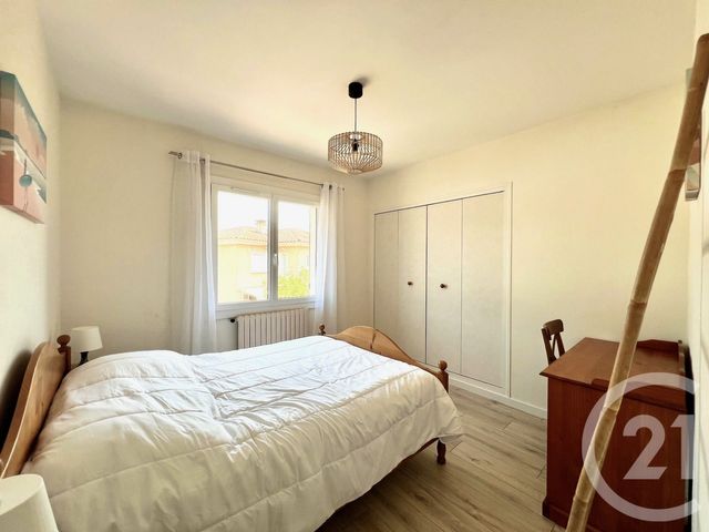 Maison &agrave; vendre - 7 pi&egrave;ces - 184 m2 - La Londe Les Maures - 83 - PROVENCE-ALPES-COTE-D-AZUR