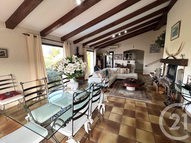 Maison &agrave; vendre - 5 pi&egrave;ces - 200 m2 - La Londe Les Maures - 83 - PROVENCE-ALPES-COTE-D-AZUR