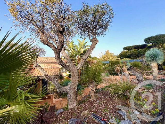 Maison &agrave; vendre - 5 pi&egrave;ces - 200 m2 - La Londe Les Maures - 83 - PROVENCE-ALPES-COTE-D-AZUR