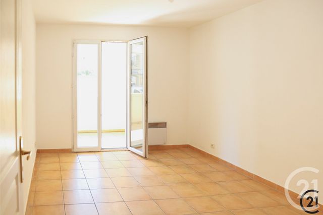 Appartement à vendre - 4 pièces - 114 m2 - La Londe Les Maures - 83 - PROVENCE-ALPES-COTE-D-AZUR