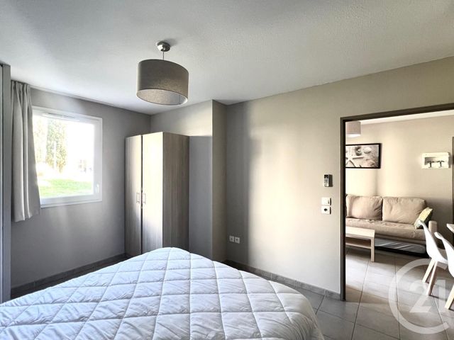 Appartement F2 &agrave; vendre - 2 pi&egrave;ces - 33 m2 - La Londe Les Maures - 83 - PROVENCE-ALPES-COTE-D-AZUR