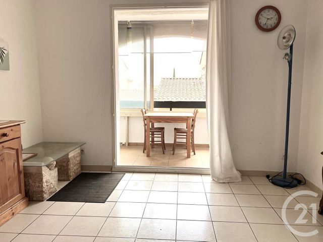 Appartement F2 à vendre - 2 pièces - 22,56 m2 - La Londe Les Maures - 83 - PROVENCE-ALPES-COTE-D-AZUR