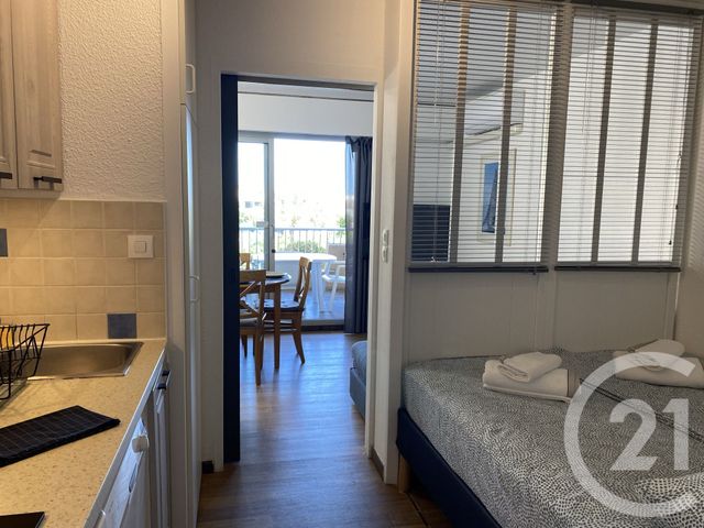 Appartement F1 &agrave; vendre - 1 pi&egrave;ce - 23,53 m2 - Hyeres - 83 - PROVENCE-ALPES-COTE-D-AZUR