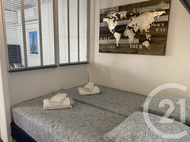 Appartement F1 &agrave; vendre - 1 pi&egrave;ce - 23,53 m2 - Hyeres - 83 - PROVENCE-ALPES-COTE-D-AZUR