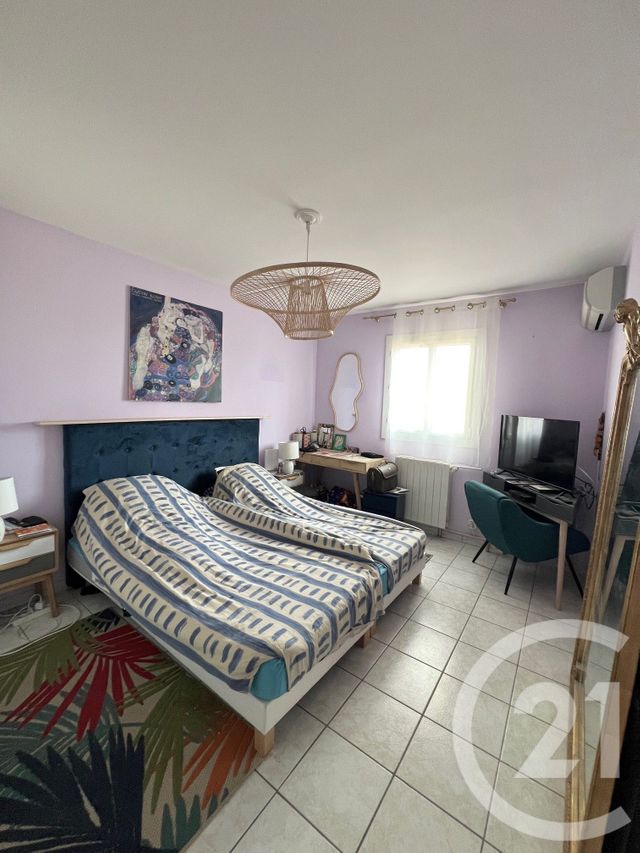 Maison à vendre - 5 pièces - 100 m2 - La Londe Les Maures - 83 - PROVENCE-ALPES-COTE-D-AZUR