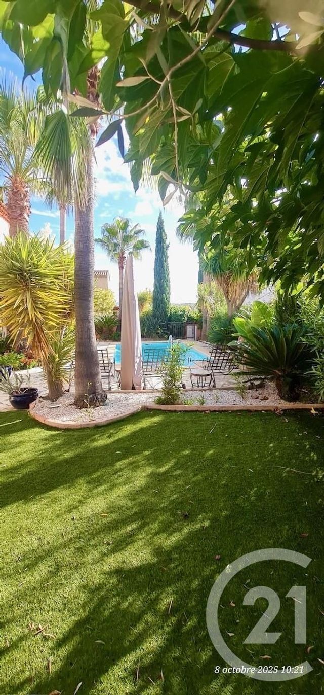 Maison &agrave; vendre - 6 pi&egrave;ces - 163 m2 - La Londe Les Maures - 83 - PROVENCE-ALPES-COTE-D-AZUR