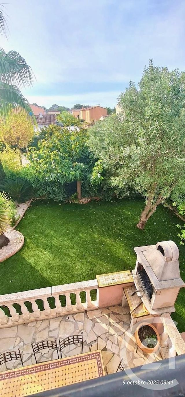 Maison &agrave; vendre - 6 pi&egrave;ces - 163 m2 - La Londe Les Maures - 83 - PROVENCE-ALPES-COTE-D-AZUR