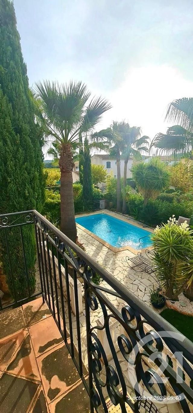 Maison &agrave; vendre - 6 pi&egrave;ces - 163 m2 - La Londe Les Maures - 83 - PROVENCE-ALPES-COTE-D-AZUR