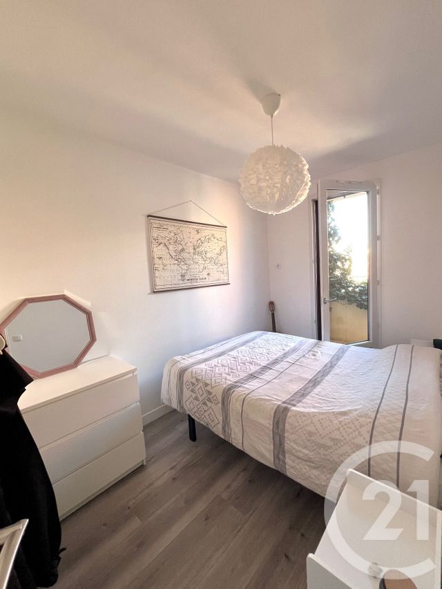 Appartement F2 à vendre - 2 pièces - 33,72 m2 - La Londe Les Maures - 83 - PROVENCE-ALPES-COTE-D-AZUR