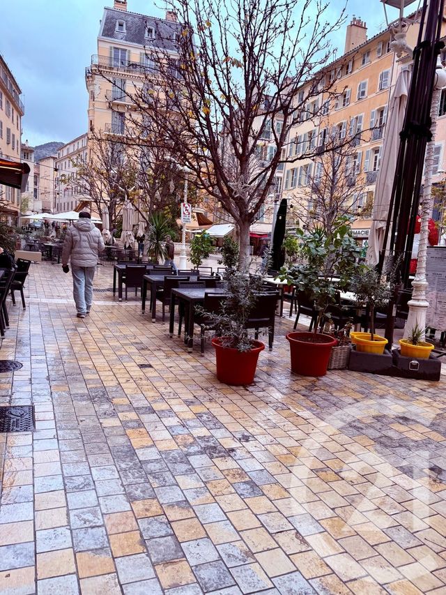 Divers &agrave; vendre - 43 m2 - Toulon - 83 - PROVENCE-ALPES-COTE-D-AZUR