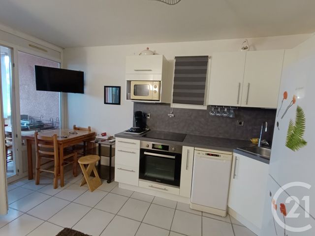 appartement - LA LONDE LES MAURES - 83