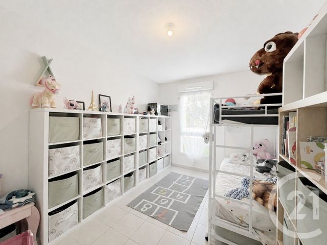 Appartement F3 &agrave; vendre - 3 pi&egrave;ces - 55,75 m2 - La Londe Les Maures - 83 - PROVENCE-ALPES-COTE-D-AZUR