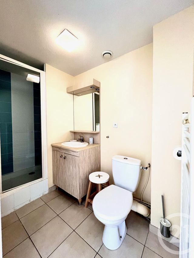 Appartement F2 &agrave; vendre - 2 pi&egrave;ces - 26,08 m2 - La Londe Les Maures - 83 - PROVENCE-ALPES-COTE-D-AZUR