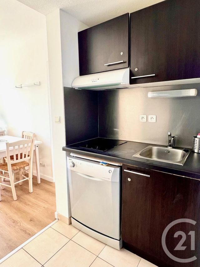 Appartement F2 &agrave; vendre - 2 pi&egrave;ces - 26,08 m2 - La Londe Les Maures - 83 - PROVENCE-ALPES-COTE-D-AZUR