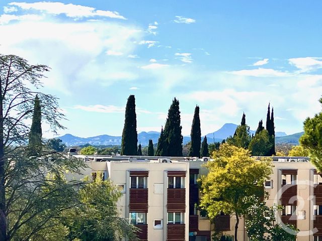 Appartement F2 &agrave; vendre - 2 pi&egrave;ces - 26,08 m2 - La Londe Les Maures - 83 - PROVENCE-ALPES-COTE-D-AZUR