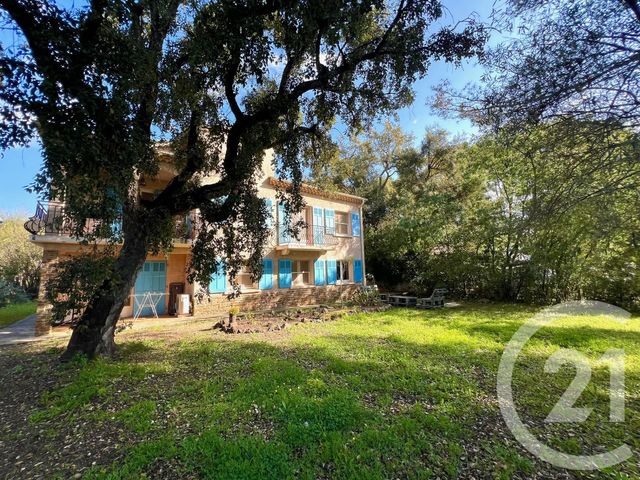 Maison &agrave; vendre - 7 pi&egrave;ces - 175 m2 - La Londe Les Maures - 83 - PROVENCE-ALPES-COTE-D-AZUR