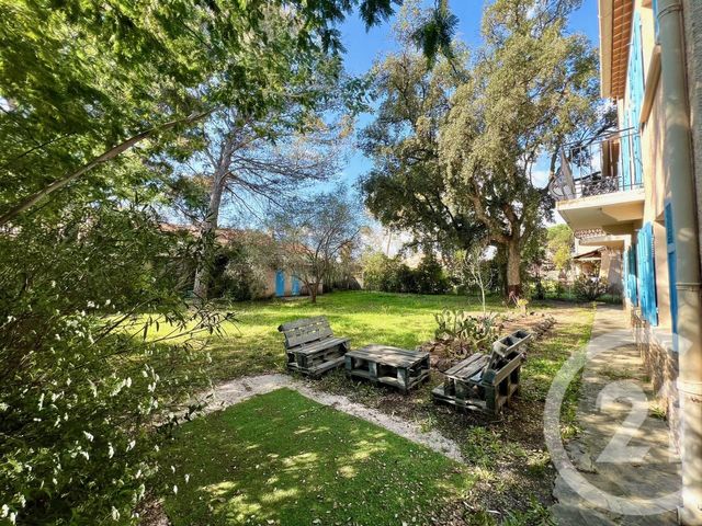 Maison &agrave; vendre - 7 pi&egrave;ces - 175 m2 - La Londe Les Maures - 83 - PROVENCE-ALPES-COTE-D-AZUR