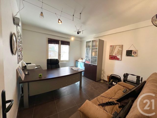 Maison &agrave; vendre - 7 pi&egrave;ces - 175 m2 - La Londe Les Maures - 83 - PROVENCE-ALPES-COTE-D-AZUR