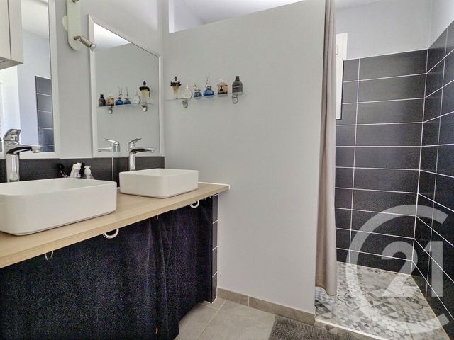 Maison &agrave; vendre - 3 pi&egrave;ces - 70,81 m2 - Hyeres - 83 - PROVENCE-ALPES-COTE-D-AZUR