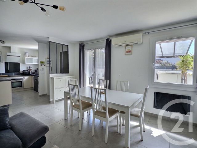 Maison &agrave; vendre - 3 pi&egrave;ces - 70,81 m2 - Hyeres - 83 - PROVENCE-ALPES-COTE-D-AZUR