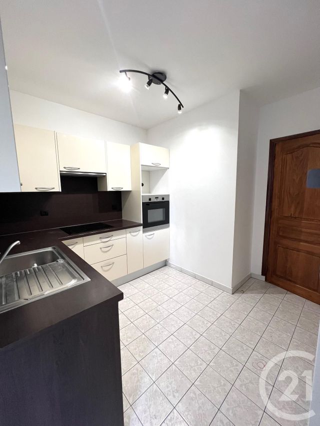 Appartement F4 &agrave; vendre - 4 pi&egrave;ces - 79,55 m2 - Hyeres - 83 - PROVENCE-ALPES-COTE-D-AZUR