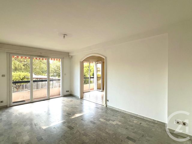 Appartement F4 &agrave; vendre - 4 pi&egrave;ces - 79,55 m2 - Hyeres - 83 - PROVENCE-ALPES-COTE-D-AZUR